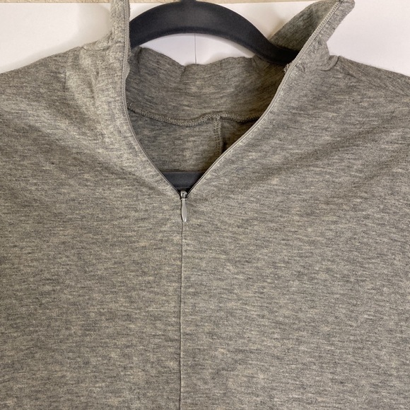 🌈10 Items for $40- 
Madewell Mockneck Sweater - Picture 4 of 4